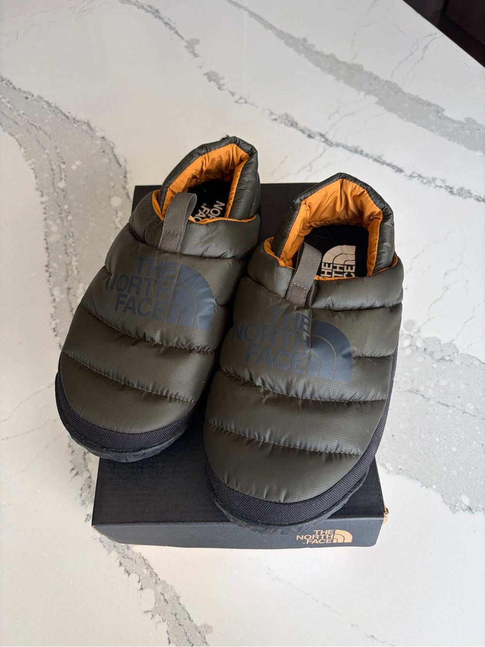 The North Face Nuptse Mule - New Taupe Green/Black